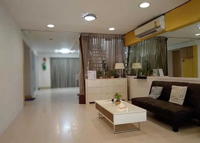 Casa Nicola Bkk