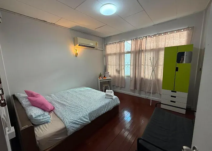 Gasthof Casa Nicola Bkk Bangkok