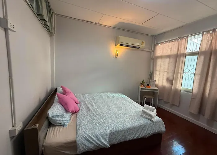 Gasthof Casa Nicola Bkk *